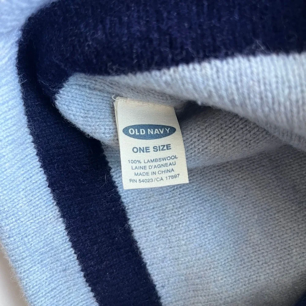 Old Navy 100% Lambswool Vintage Y2K Striped Pom Pom Hat‎